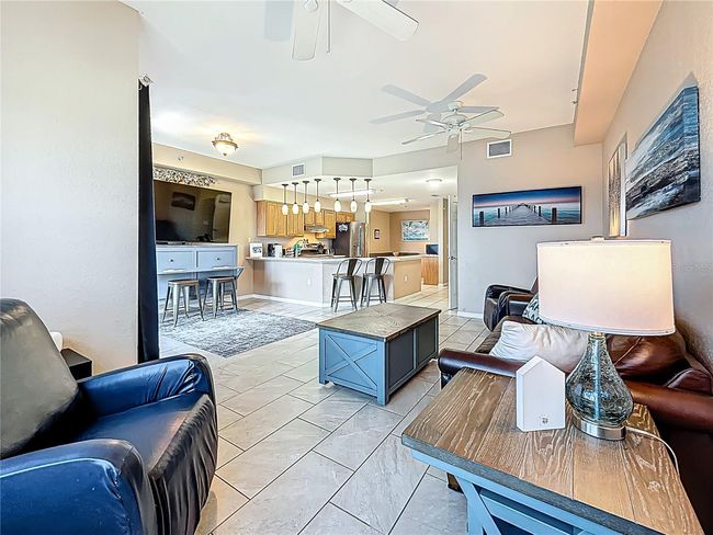 Living Room | Image 21