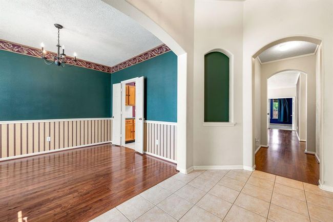 20535 Spring Bluff Ln, House other with 3 bedrooms, 2 bathrooms and 2 parking in Spring TX | Image 4