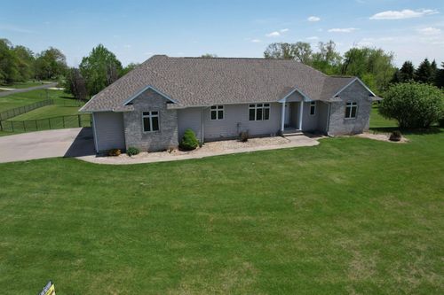 3387 64th Street, Palo, IA, 52324 | Card Image
