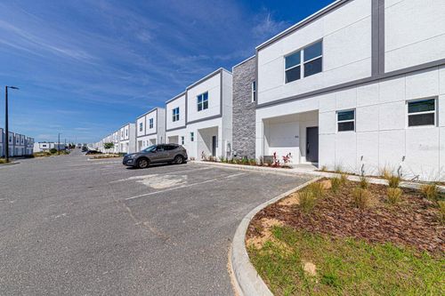 633 Trikomo Dr, DAVENPORT, FL, 33896 | Card Image