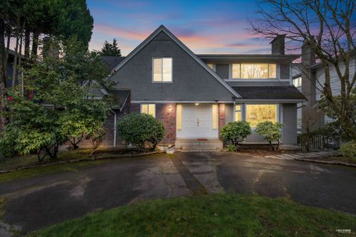 4425 Maple Street, Vancouver, BC, V6J3V9 | Card Image