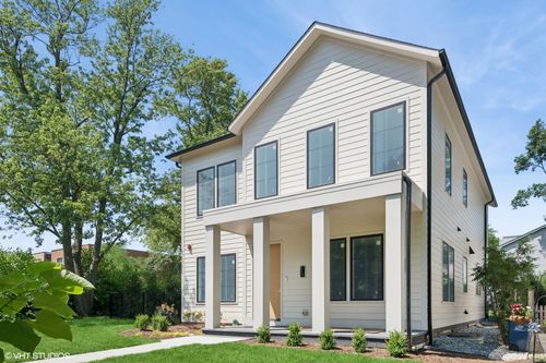 146 Sterling Ln, Wilmette, IL, 60091-3230 | Card Image