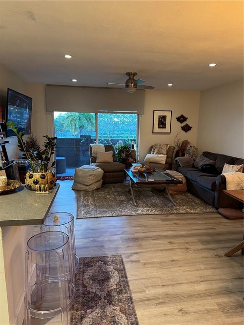 apt-306d-8335 Sw 72nd Ave, Miami, FL, 33143-7685 | Card Image