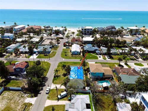 102 158th Ave, REDINGTON BEACH, FL, 33708-1724 | Card Image