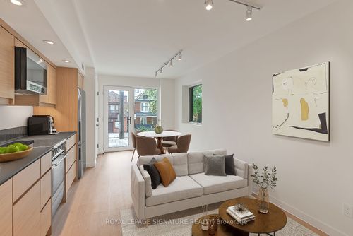1-1254 Davenport Rd, Toronto, ON, M6H2G9 | Card Image