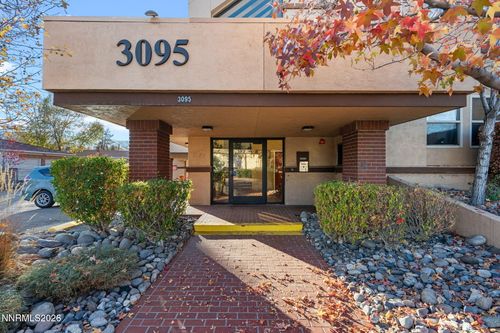 3095 Lakeside Dr, Reno, NV, 89509-4660 | Card Image