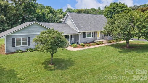 47 Cane Creek Cir, Fairview, NC, 28730-9776 | Card Image