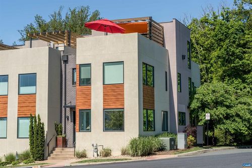 581-581 Lochlyn Hill Dr, CHARLOTTESVILLE, VA, 22901-3771 | Card Image