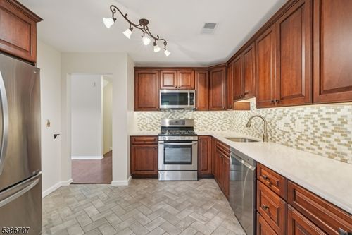 56 Whisper Way E, Ledgewood, NJ, 07852-2143 | Card Image