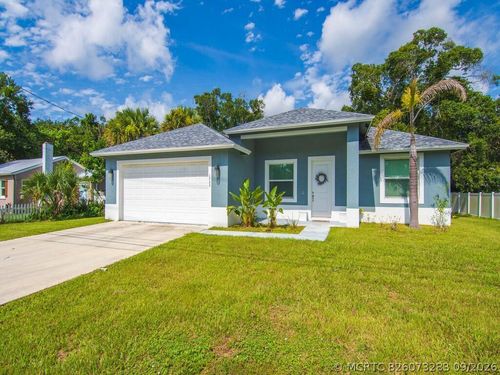 1725 20th Ave, Vero Beach, FL, 32960-3652 | Card Image