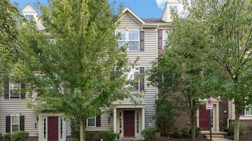 125 Lewisham Rd, Cranberry Township, PA, 16066-8313 | Card Image