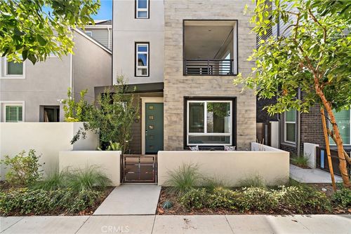 230 Abacus, Irvine, CA, 92618 | Card Image