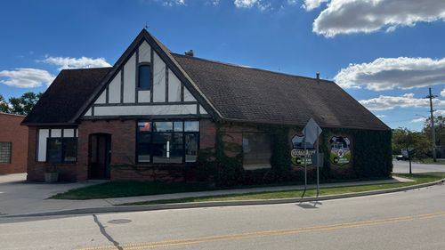 103 E Chippewa St, Dwight, IL, 60420-1301 | Card Image