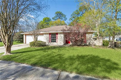 319 Somerset Dr, Slidell, LA, 70461-3307 | Card Image