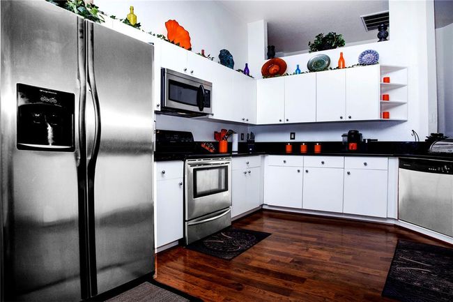 KITCHEN 2 | Image 17