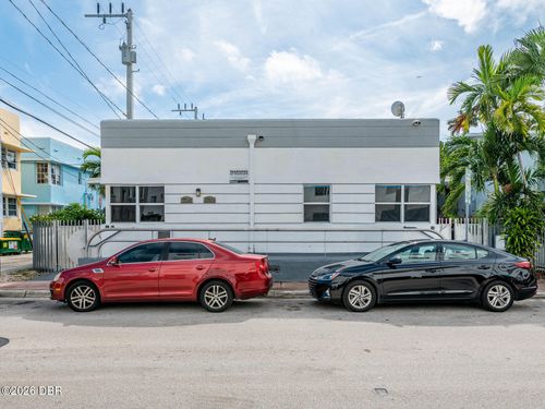 726 8th St, Miami Beach, FL, 33139-6111 | Card Image