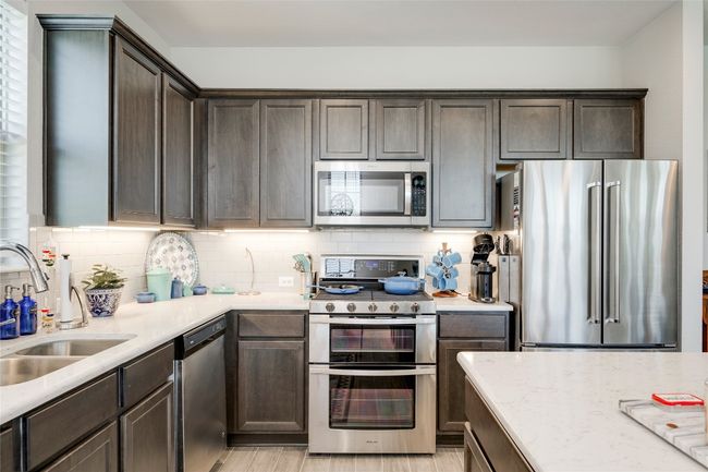 102 - 121 Harborside Dr, Condo with 2 bedrooms, 3 bathrooms and 2 parking in San Marcos TX | Image 4