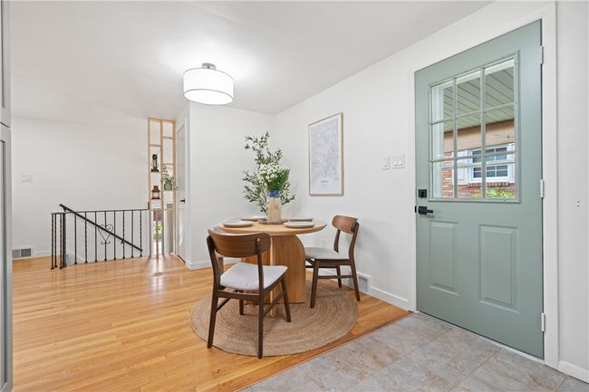 127 Greenview Dr, House other with 4 bedrooms, 2 bathrooms and null parking in Verona PA | Image 8