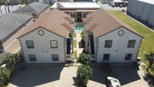 7-107 E Bahama St, South Padre Island, TX, 78597 | Card Image