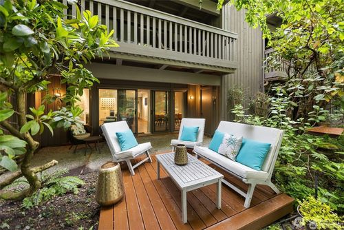 d2-1524 Ne 140th St, Seattle, WA, 98125-3226 | Card Image