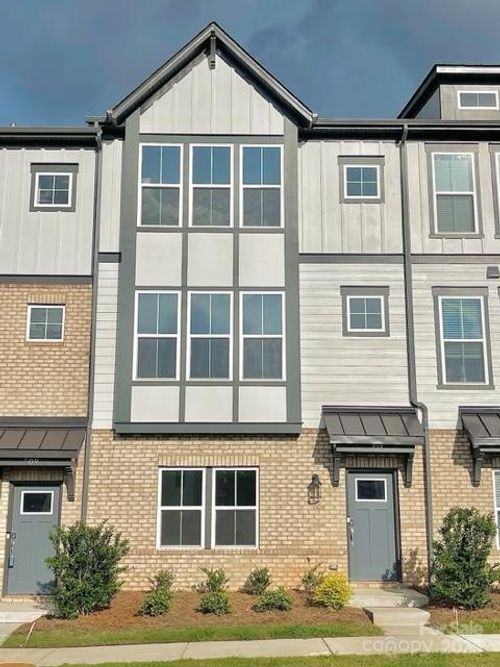 37-513 Annie Lowery Way, Davidson, NC, 28036-9388 | Card Image