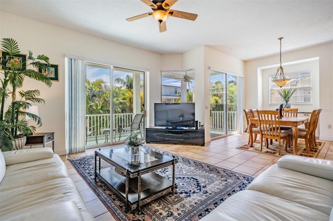 315 64 Th St, Condo with 3 bedrooms, 3 bathrooms and null parking in Holmes Beach FL | Image 19