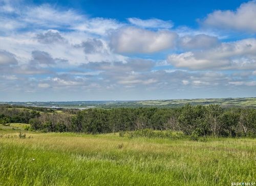 122 Saskatchewan Heights, Laird Rm No. 404, SK, S0K2L0 | Card Image