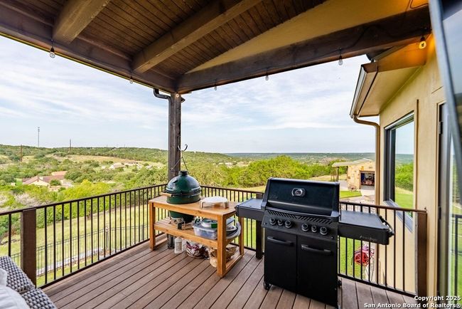 112 Juniper Pt, House other with 4 bedrooms, 5 bathrooms and null parking in Ingram TX | Image 59