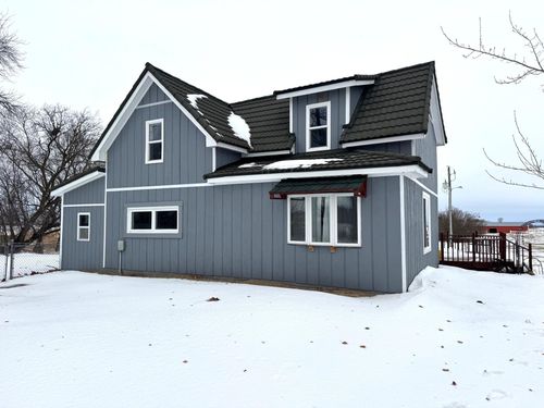 21616 County Road 21, Roseau, MN, 56751-8729 | Card Image