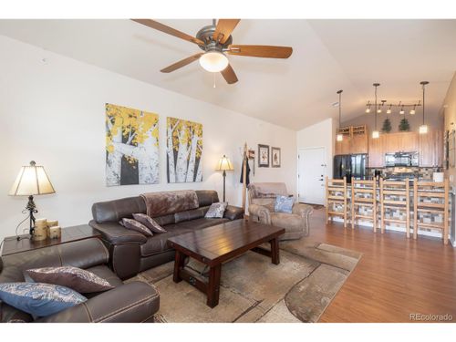 g302-162 Village Rd, Granby, CO, 80446-8755 | Card Image