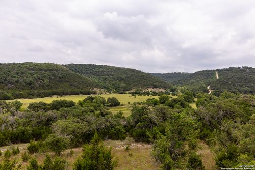 1634 Mickle Creek Rd, Medina, TX, 78055-3540 | Card Image