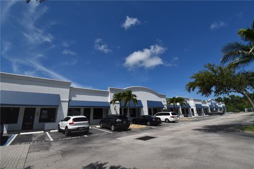 101-104-2190 45th St, Vero Beach, FL, 32967-1592 | Card Image