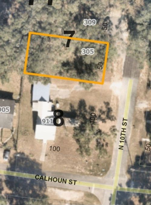 305 N 10th St, Fernandina Beach, FL, 32034-3332 | Card Image