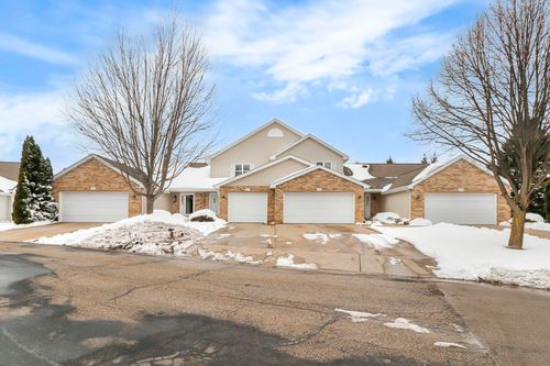 1084 Stonewood Crossing, Sun Prairie, WI, 53590 | Card Image