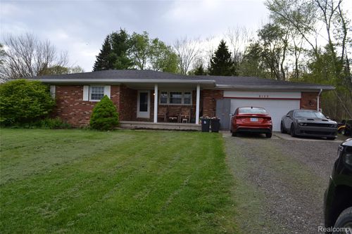 8153 N State Rd, Otisville, MI, 48463-9409 | Card Image