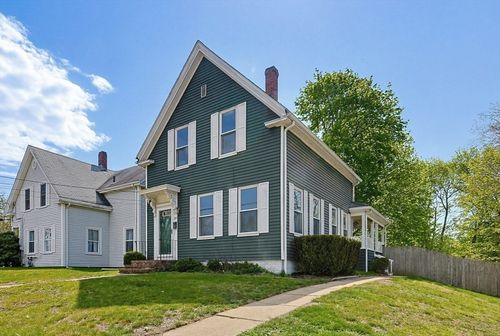 107 E Water St, Rockland, MA, 02370-1826 | Card Image