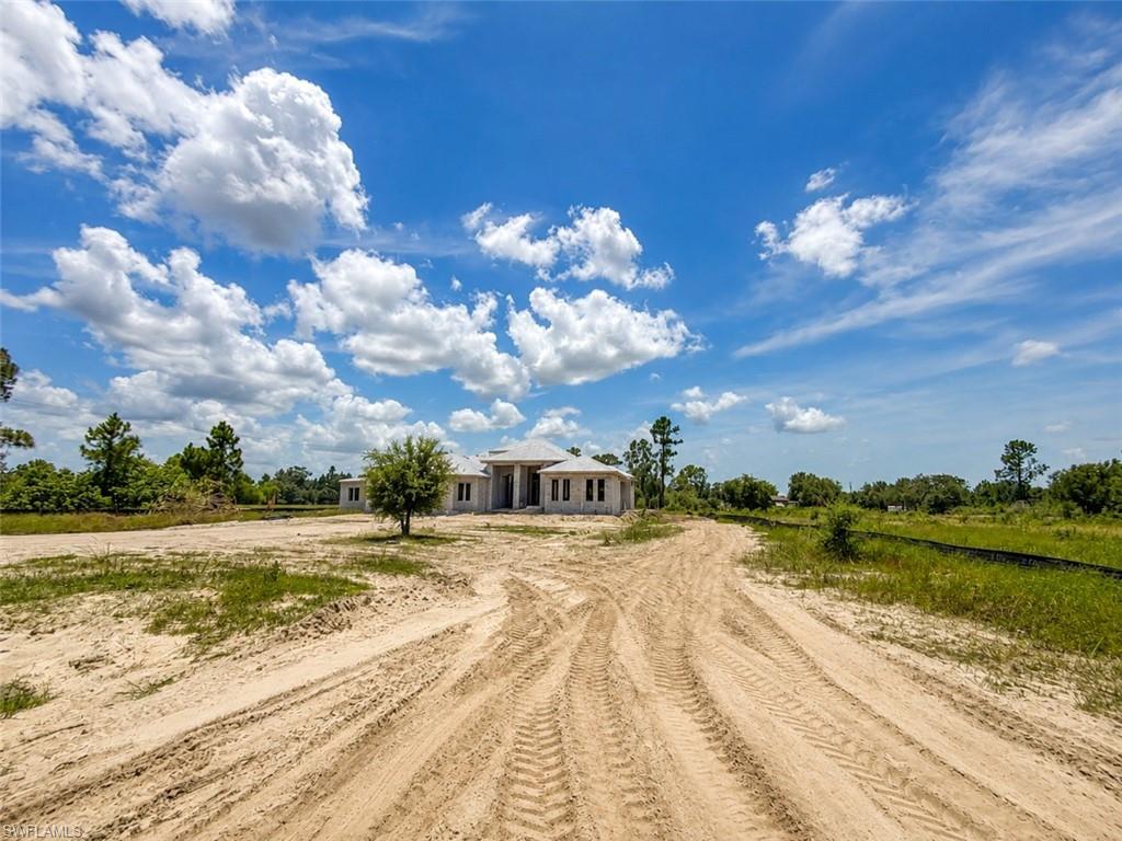 Residential in LABELLE 2