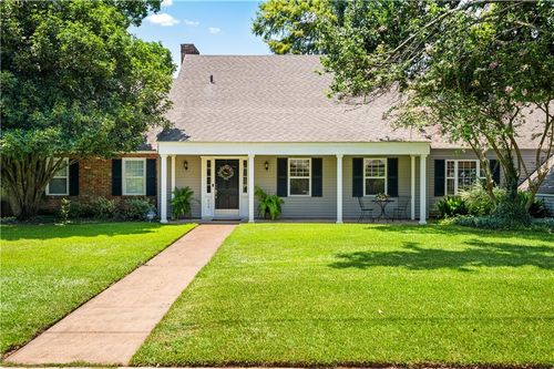 906 Harling Ln, Natchitoches, LA, 71457-5220 | Card Image