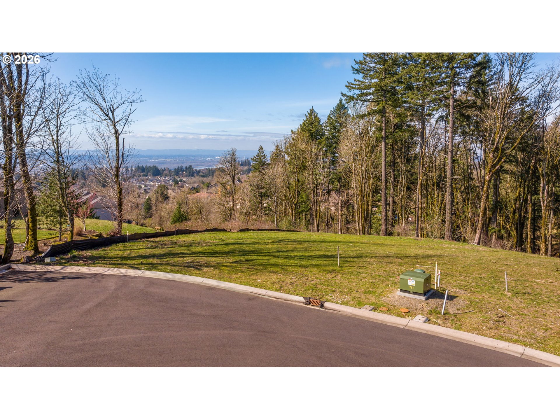 Land in Camas 3