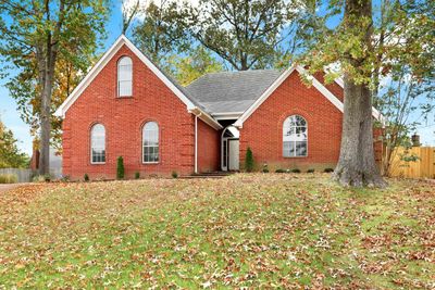 3468 Stonehollow Cv, House other with 5 bedrooms, 3 bathrooms and null parking in Bartlett TN | Image 2