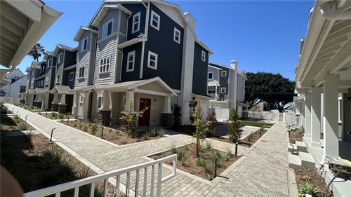 4-1336 Locust Avenue, Long Beach, CA, 90813 | Card Image