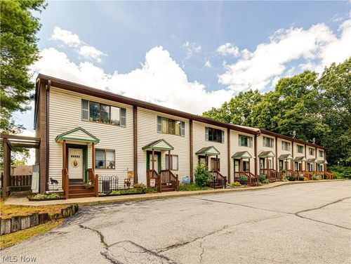 2254 Pine Top Court, Coventry, OH, 44319 | Card Image
