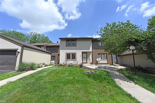 6004 Cinnamon Tree Ct, Englewood, OH, 45322-3605 | Card Image
