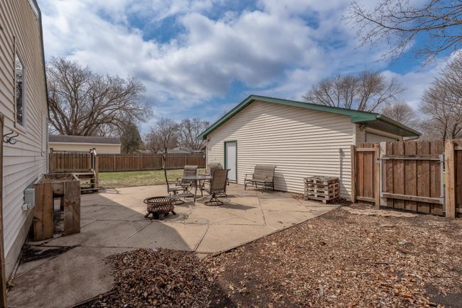230 N Black Eagle Dr, House other with 5 bedrooms, 3 bathrooms and null parking in Mankato MN | Image 23