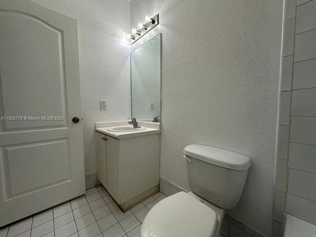 UNIT-206 - 1661 Se 29 Th Ct, Condo with 2 bedrooms, 2 bathrooms and null parking in Homestead FL | Image 19