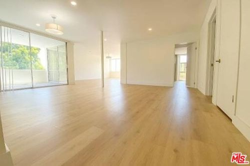 e-9221 Charleville Blvd, Beverly Hills, CA, 90212 | Card Image