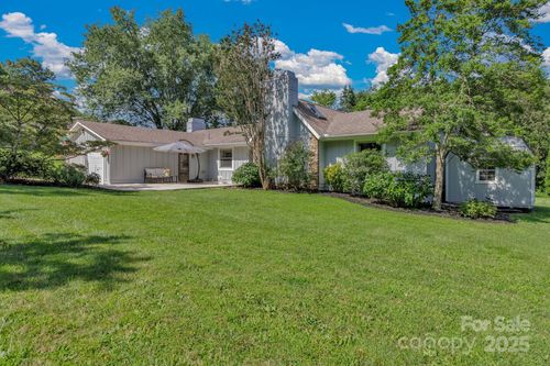 5 Fairway Dr, Arden, NC, 28704-2618 | Card Image