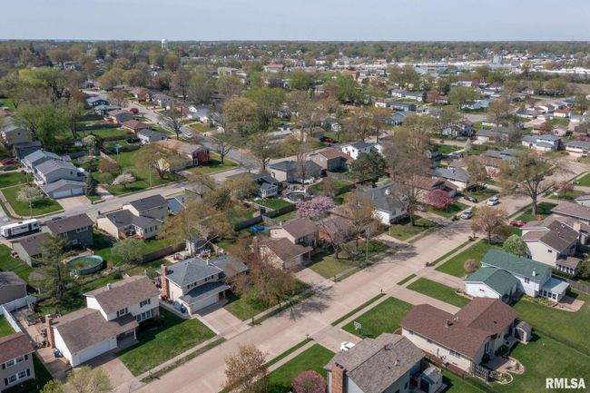 2149 W 30 Th St, House other with 3 bedrooms, 3 bathrooms and null parking in Davenport IA | Image 40