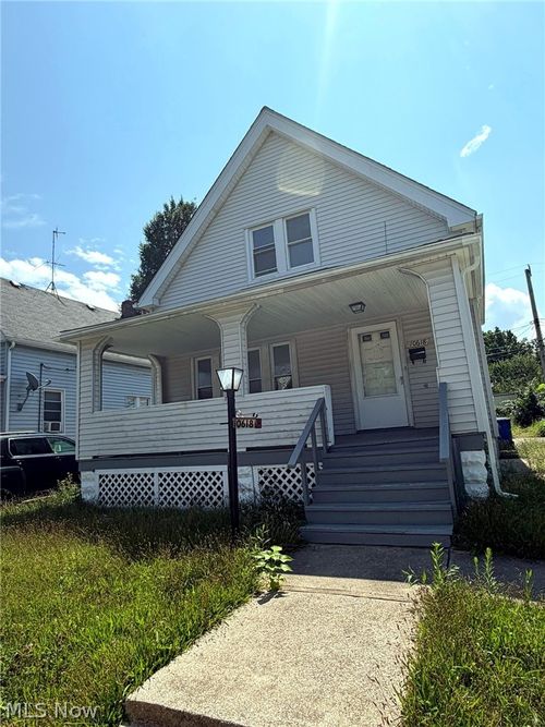 10618 Grandview Ave, Cleveland, OH, 44104-3523 | Card Image