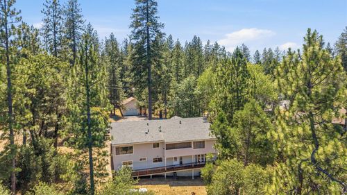 19424 Ferretti Rd, Groveland, CA, 95321-9536 | Card Image